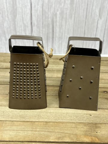Irvin's Miniature Cheese Graters, Set/6 - The Crafty Decorator